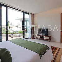 Timeless Luxury Family Villa In Berawa. Villas in Bali for Sale: Вилла в Берава (Чангу), Балиан за 1114 тыс. USD. Freehold. Предварительный просмотр фото #17