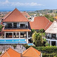 Large family home in a great Bukit location with ocean views. Villas in Bali for Sale: Вилла в Bukit South, Балиан за 652 тыс. USD. Freehold. Предварительный просмотр фото #1