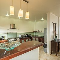 Large family home in a great Bukit location with ocean views. Villas in Bali for Sale: Вилла в Bukit South, Балиан за 652 тыс. USD. Freehold. Предварительный просмотр фото #6