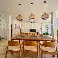 Beautiful New Tropical Villa In Tumbak Bayuh. Villas in Bali for Sale: Вилла в Tumbak Bayuh, Балиан за 265 тыс. USD. Leasehold. Предварительный просмотр фото #3