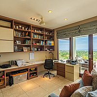 Luxury hillside villa with breathtaking ocean views in Labuan Sait. Villas in Bali for Sale: Вилла в Балиан за 104,6 млн. RUB. Freehold. Предварительный просмотр фото #16