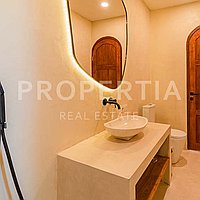 Stunning Modern Family Villa In Umalas. Villas in Bali for Sale: Вилла в Умалас, Балиан за 287 тыс. USD. Leasehold. Предварительный просмотр фото #17