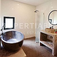 Modern Joglo Style Villa In Padonan. Villas in Bali for Sale: Вилла в Padonan, Балиан за 235 тыс. USD. Leasehold. Предварительный просмотр фото #5