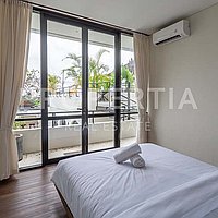 Stunning Mediterranean-Inspired Villa Near Canggu. Villas in Bali for Sale: Vila di dalam Bali untuk 4,9 Miliar IDR. Leasehold. Pratinjau foto #12