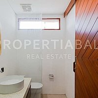 Modern Design Villa In Tumbak Bayuh. Villas in Bali for Sale: Вилла в Tumbak Bayuh, Балиан за 13,0 млн. RUB. Leasehold. Предварительный просмотр фото #8