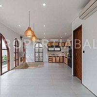 Modern Design Villa In Tumbak Bayuh. Villas in Bali for Sale: Вилла в Tumbak Bayuh, Балиан за 13,0 млн. RUB. Leasehold. Предварительный просмотр фото #11