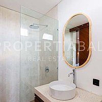 Modern Design Villa In Tumbak Bayuh. Villas in Bali for Sale: Вилла в Tumbak Bayuh, Балиан за 13,0 млн. RUB. Leasehold. Предварительный просмотр фото #7