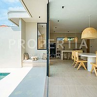 Amazing Modern Living Near Canggu. Villas in Bali for Sale: Вилла в Балиан за 245 тыс. USD. Leasehold. Предварительный просмотр фото #5