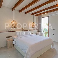 Stunning Modern Villa In Umalas. Villas in Bali for Sale: Вилла в Умалас, Балиан за 225 тыс. USD. Leasehold. Предварительный просмотр фото #1
