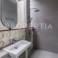 Mediterranean Elegance Near Canggu Beach. Villas in Bali for Sale: Vila di dalam Bali untuk 6,9 Miliar IDR. Freehold. Pratinjau foto #11