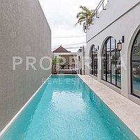 Mediterranean Elegance Near Canggu Beach. Villas in Bali for Sale: Vila di dalam Bali untuk 6,9 Miliar IDR. Freehold. Pratinjau foto #15