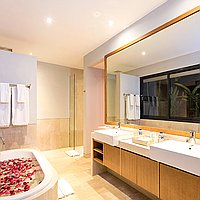 Modern European-Style Four-Bedroom Villa with Infinity Pool in Pandawa Cliff. Villas in Bali for Sale: Вилла в Пандава, Балиан за 1393 тыс. USD. Freehold. Предварительный просмотр фото #5