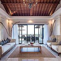 Breathtaking Four-Bedroom European Modern Design Villa in Uluwatu -1791. Villas in Bali for Sale: Вилла в Пандава, Балиан за 1156 тыс. USD. Freehold. Предварительный просмотр фото #2