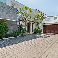 Masterbuilt 6 Bedroom Villa with Golf Course Frontage and Ocean Views. Villas in Bali for Sale: Вилла в Пекату, Балиан за 1719 тыс. USD. Freehold. Предварительный просмотр фото #15