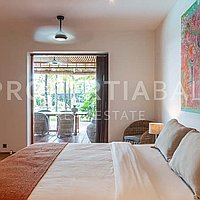 Elegant French-Designed Villa In Pererenan. Villas in Bali for Sale: Вилла в Переренан (Чангу), Балиан за 85,8 млн. RUB. Leasehold. Предварительный просмотр фото #17