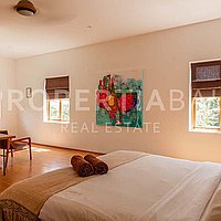 Elegant French-Designed Villa In Pererenan. Villas in Bali for Sale: Вилла в Переренан (Чангу), Балиан за 85,8 млн. RUB. Leasehold. Предварительный просмотр фото #6