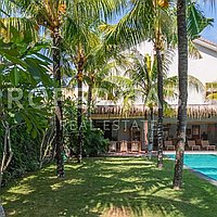 Elegant French-Designed Villa In Pererenan. Villas in Bali for Sale: Вилла в Переренан (Чангу), Балиан за 85,8 млн. RUB. Leasehold. Предварительный просмотр фото #24