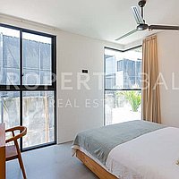 Stunning Modern Villa Design In Pererenan. Villas in Bali for Sale: Вилла в Переренан (Чангу), Балиан за 4,2 млрд. IDR. Leasehold. Предварительный просмотр фото #8