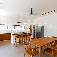 Stunning Modern Villa Design In Pererenan. Villas in Bali for Sale: Вилла в Переренан (Чангу), Балиан за 250 тыс. USD. Leasehold. Предварительный просмотр фото #3