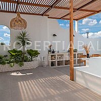 Beautiful Tropical Inspired Villa In Pererenan. Villas in Bali for Sale: Вилла в Переренан (Чангу), Балиан за 13,6 млн. RUB. Leasehold. Предварительный просмотр фото #9