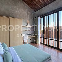 Stunning Industrial Villa In Pererenan. Villas in Bali for Sale: Вилла в Переренан (Чангу), Балиан за 254 тыс. USD. Leasehold. Предварительный просмотр фото #2