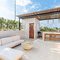 Amazing Modern Contemporary Loft In Pererenan. Villas in Bali for Sale: Вилла в Переренан (Чангу), Балиан за 232 тыс. USD. Leasehold. Предварительный просмотр фото #10