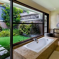 Unparalleled Opportunity: Freehold Four-Bedroom Villa with Deluxe Design on Expansive 1540 sqm Land, Proximity to Sanur Beach. Villas in Bali for Sale: Вилла в Санур, Балиан за 1245 тыс. USD. Freehold. Предварительный просмотр фото #11
