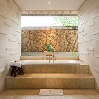 A Beautiful Luxury Freehold Residence @ Beachside Sanur. Villas in Bali for Sale: Вилла в Санур, Балиан за 2500 тыс. USD. Freehold. Предварительный просмотр фото #6