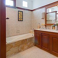 Charming 3 Bedroom Villa with Long Lease in 24hr Security Estate on Beachside of Bypass Sanur -2464. Villas in Bali for Sale: Вилла в Санур, Балиан за 550 тыс. USD. Leasehold. Предварительный просмотр фото #6