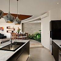 Fantastic 3 Bedroom Leasehold Villa in Prime Seminyak Locale. Villas in Bali for Sale: Вилла в Семиньяк, Балиан за 425 тыс. USD. Leasehold. Предварительный просмотр фото #5