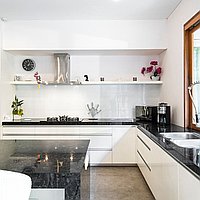 Exquisite Four – Bedroom Villa in Seminyak’s Most Prestigious Locale – Set on 450 sqm. Villas in Bali for Sale: Вилла в Семиньяк, Балиан за 365 тыс. USD. Leasehold. Предварительный просмотр фото #4