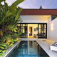 One bedroom villa in strategic Petitenget location. Villas in Bali for Sale: Вилла в Семиньяк, Балиан за 14,6 млн. RUB. Leasehold. Предварительный просмотр фото #1