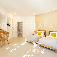 Stunning Modern Family Villa In Seminyak. Villas in Bali for Sale: Вилла в Семиньяк, Балиан за 331 тыс. USD. Leasehold. Предварительный просмотр фото #2