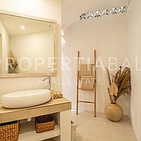 Stunning Modern Family Villa In Seminyak. Villas in Bali for Sale: Вилла в Семиньяк, Балиан за 331 тыс. USD. Leasehold. Предварительный просмотр фото #4