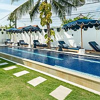 Five bedroom character filled estate in the heart of Seminyak. Villas in Bali for Sale: Вилла в Семиньяк, Балиан за 703 тыс. USD. Leasehold. Предварительный просмотр фото #1