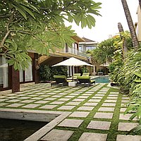 Villa complex in prime Seminyak location for lease. Villas in Bali for Sale: Вилла в Семиньяк, Балиан за 1565 тыс. USD. Leasehold. Предварительный просмотр фото #10