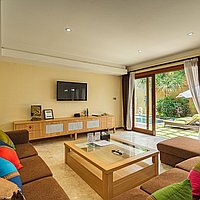 Sophisticated 4-bedroom Seminyak sanctuary for lease. Villas in Bali for Sale: Вилла в Семиньяк, Балиан за 415 тыс. USD. Leasehold. Предварительный просмотр фото #4