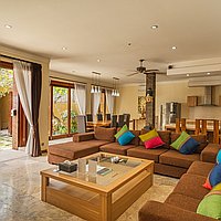Sophisticated 4-bedroom Seminyak sanctuary for lease. Villas in Bali for Sale: Вилла в Семиньяк, Балиан за 415 тыс. USD. Leasehold. Предварительный просмотр фото #3