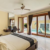 Sophisticated 4-bedroom Seminyak sanctuary for lease. Villas in Bali for Sale: Вилла в Семиньяк, Балиан за 415 тыс. USD. Leasehold. Предварительный просмотр фото #7