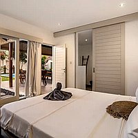 Charming traditional-modern villa steps from Petitenget Beach. Villas in Bali for Sale: Вилла в Семиньяк, Балиан за 474 тыс. USD. Leasehold. Предварительный просмотр фото #11