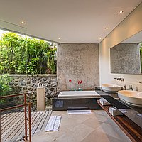 Stunning Designer Villa in Seminyak’s Exclusive Gated Estate. Villas in Bali for Sale: Vila di dalam Seminyak, Bali untuk 9,0 Miliar IDR. Leasehold. Pratinjau foto #14