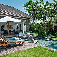 Modern 4-Bedroom Villa in Prime Seminyak Location for Long Lease. Villas in Bali for Sale: Вилла в Семиньяк, Балиан за 67,3 млн. RUB. Leasehold. Предварительный просмотр фото #1