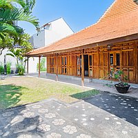 Rare Freehold Investment Opportunity – Joglo Designed Villa on 532sqm, Close to Seminyak Beach. Villas in Bali for Sale: Вилла в Семиньяк, Балиан за 550 тыс. USD. Freehold. Предварительный просмотр фото #1