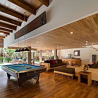 A Splendid Six-Bedroom Freehold Villa in the Heart of Seminyak. Villas in Bali for Sale: Вилла в Семиньяк, Балиан за 2667 тыс. USD. Freehold. Предварительный просмотр фото #2