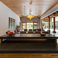 A Splendid Six-Bedroom Freehold Villa in the Heart of Seminyak. Villas in Bali for Sale: Вилла в Семиньяк, Балиан за 2667 тыс. USD. Freehold. Предварительный просмотр фото #5