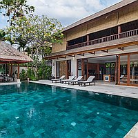 Traditional Three-Bedroom Freehold Villa on 750sqm Only Minutes Walk to the Beach. Villas in Bali for Sale: Вилла в Семиньяк, Балиан за 1310 тыс. USD. Freehold. Предварительный просмотр фото #1