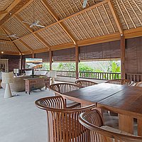 Traditional Three-Bedroom Freehold Villa on 750sqm Only Minutes Walk to the Beach. Villas in Bali for Sale: Вилла в Семиньяк, Балиан за 1310 тыс. USD. Freehold. Предварительный просмотр фото #10