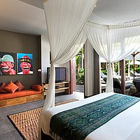 Stunning 12 Bed Villa Estate – Two Interconnected 6 Bedroom Villas in Gated Seminyak Community. Villas in Bali for Sale: Вилла в Семиньяк, Балиан за 1550 тыс. USD. Leasehold. Предварительный просмотр фото #13