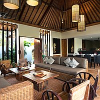 Stunning 12 Bed Villa Estate – Two Interconnected 6 Bedroom Villas in Gated Seminyak Community. Villas in Bali for Sale: Вилла в Семиньяк, Балиан за 1550 тыс. USD. Leasehold. Предварительный просмотр фото #11