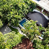 Incredible Value Freehold Four Bedroom Villa, Beachside Seminyak Situated on 620sqm, Quality Construction. Villas in Bali for Sale: Вилла в Семиньяк, Балиан за 574 тыс. USD. Freehold. Предварительный просмотр фото #1